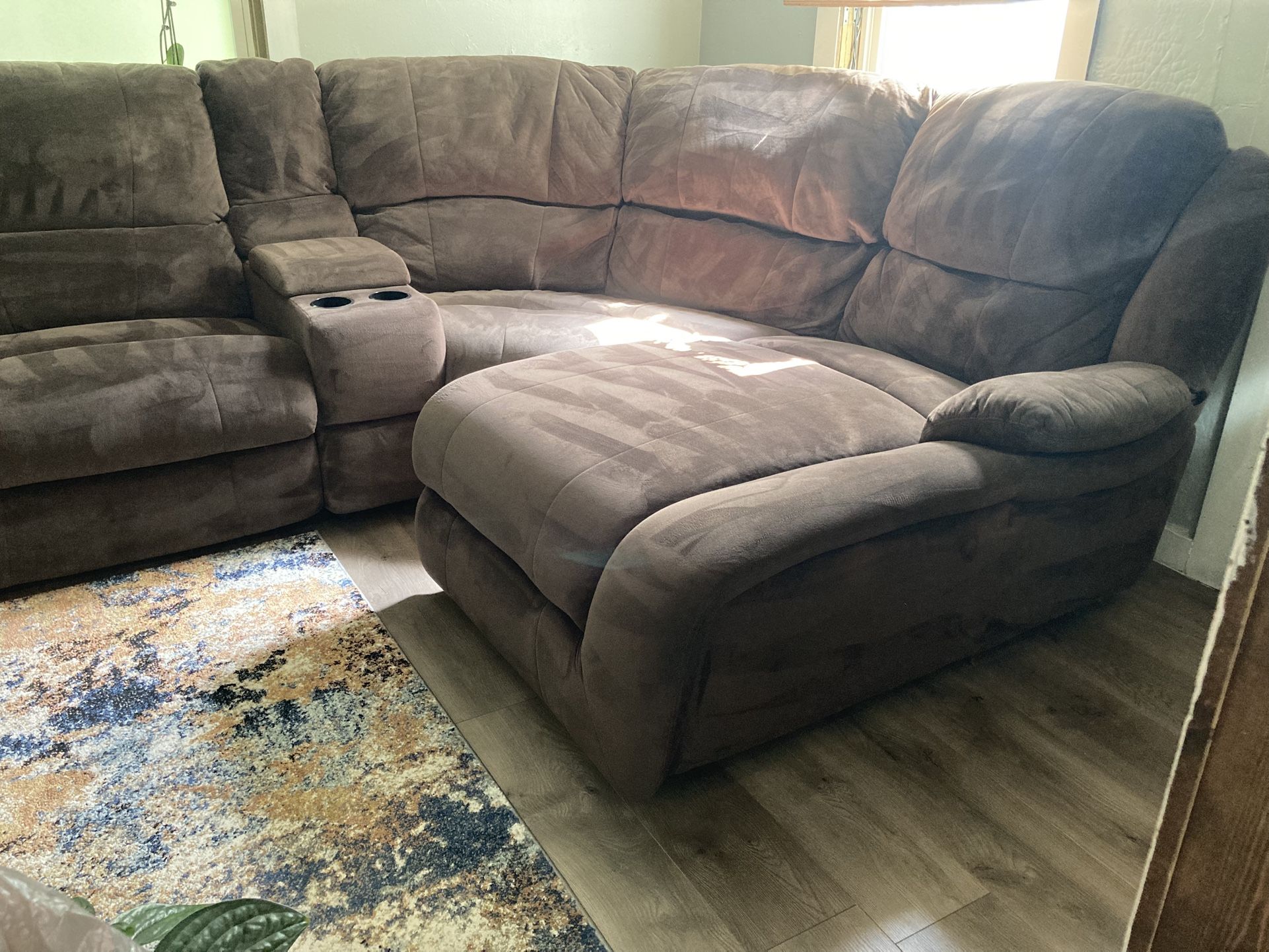 COUCH.