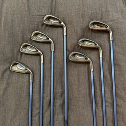 Ping G5 Ladies Red Dot Iron Set (6-PW + SW + UW)