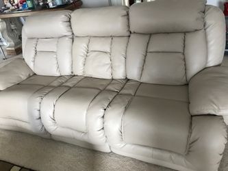 Tan electric recliner (3)
