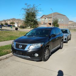 2015 Nissan Pathfinder SL