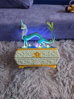 Disney Princess RAYA Music Box