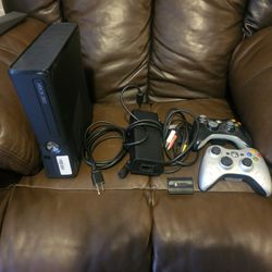 Xbox 360 Slim
