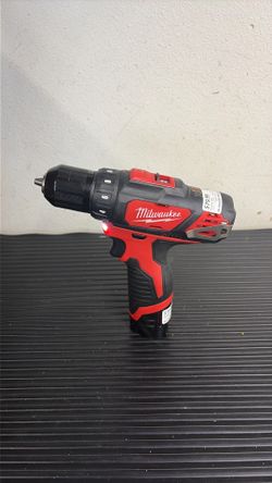 Milwaukee drill (BRAND NEW)