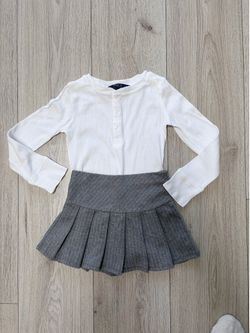 Ralph Lauren top no stains