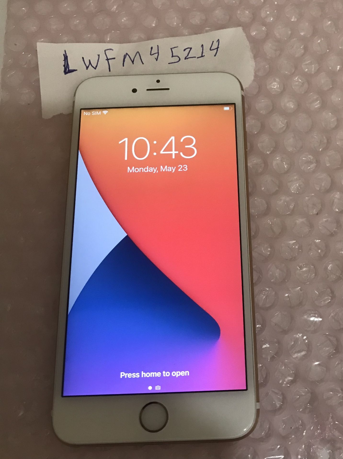 Unlocked IPhone 6s Plus