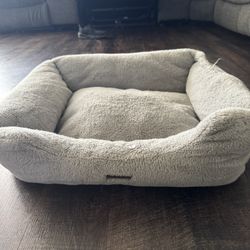 Dog bed