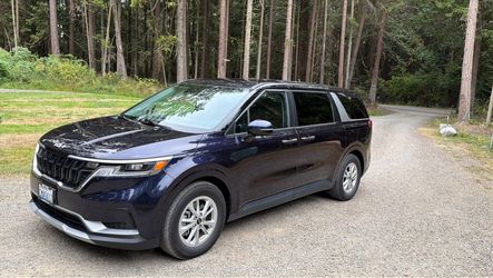 2024 KIA Carnival LX FWD With Seat