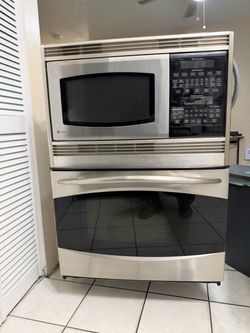 GE Profile PT970 Series Microwave Convection Wall Oven Combo