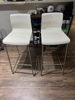 Set of 2 IKEA GLENN 26” Counter Height Bar Stools – White/Chrome