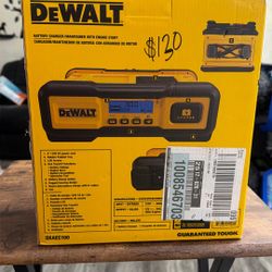 Brand New In Box Battery Charger / Maintainer W/ Engina Start 