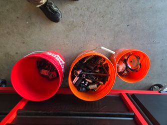 Tool box + tool