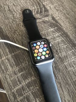 Apple Watch - 1st Gen 42mm