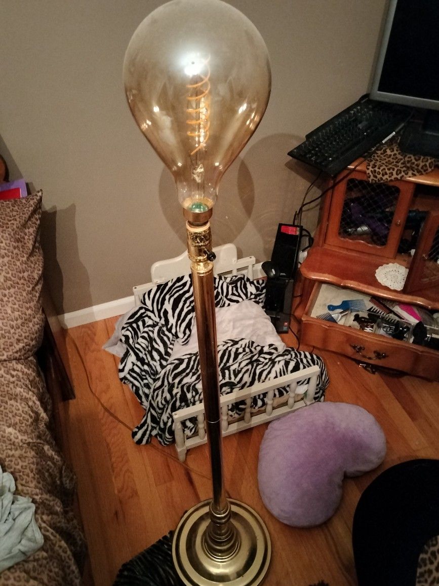 Big Bulb Lamp