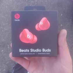Studio Beats By Dre 