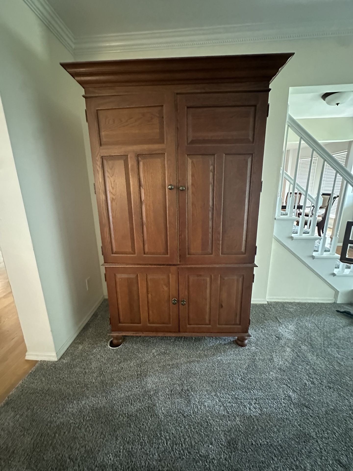 Solid Oak Tv Cabinet