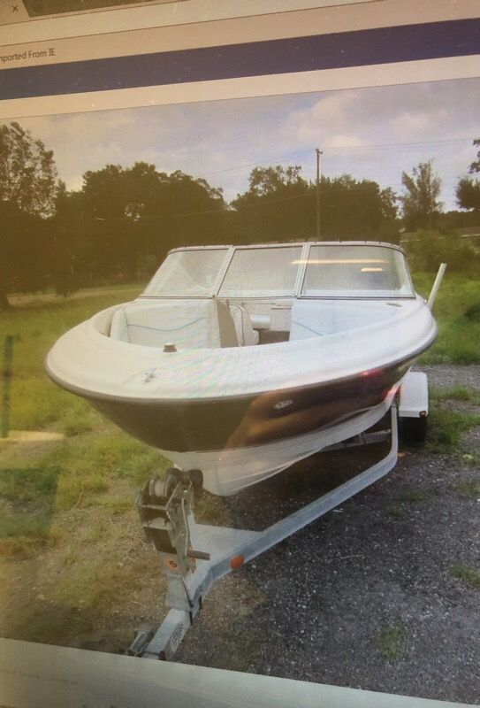 2005 Bayliner 215 5.0