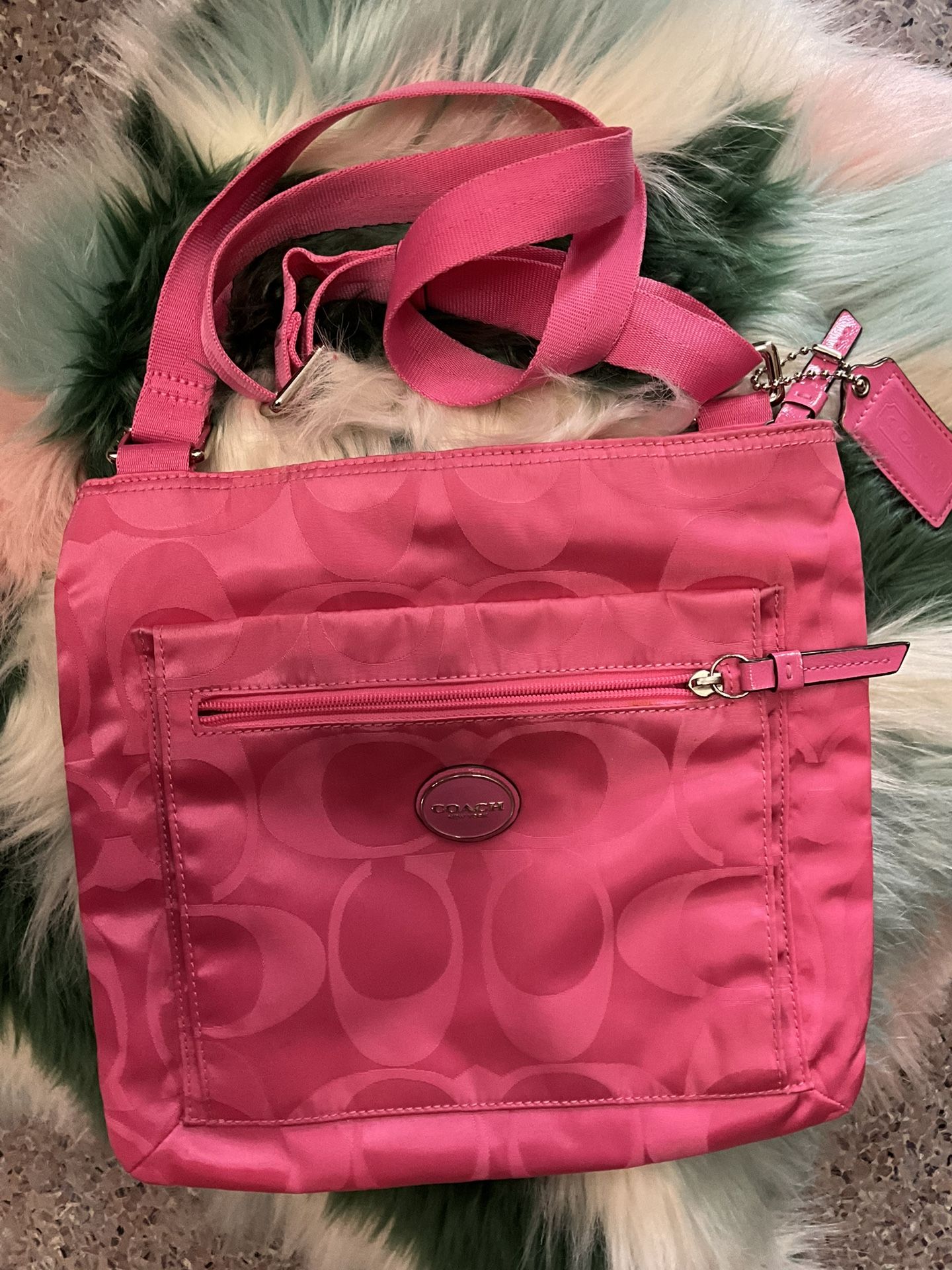 Coach pink crossbody hotsell