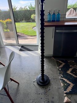 Floor lamp without shade