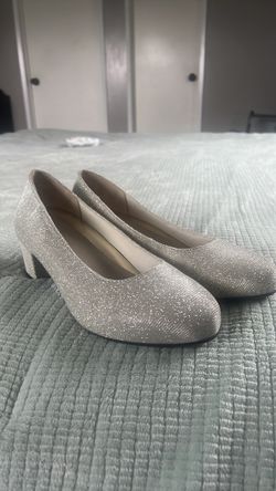Brand new David Tate heels