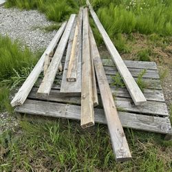 Free Use 2x4x8  Wood And 1 Free Pallet 