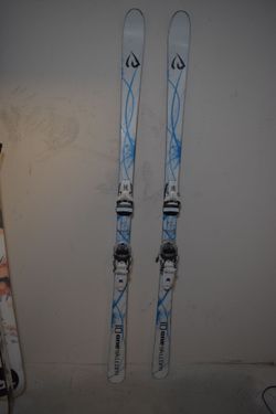 ID One Mogul Skis 170cm w/ LOOK Pivot 14 Bindings - Made in Japan