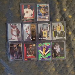 Lot of 10 Lebron James cards