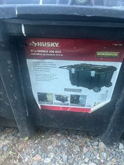 Husky locking job box