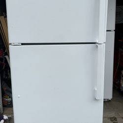 Top Freezer Refrigerator 
