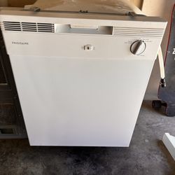 Frigidaire Dishwasher