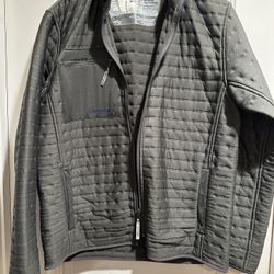 GUC Men’s RipCurl Coat  Med. 