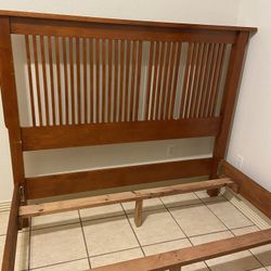 Wood Bed Frame 