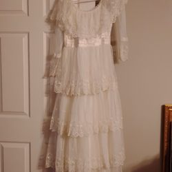 Wedding dress 