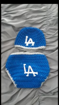 Newborn Dodger outfit for pictures