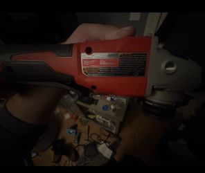 Milwaukee M18 4-1/2" / 5" Cut-Off Grinder + 2Ah Battery (Brand New no box