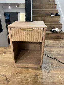Night stand
