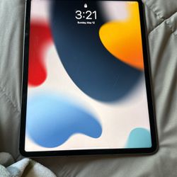 iPad Pro (12.9 -inch) ( 5 Generation 128 Storage
