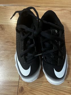 Nike Boy Baseball Cleats
