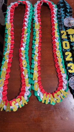 Mexican Flag Lei