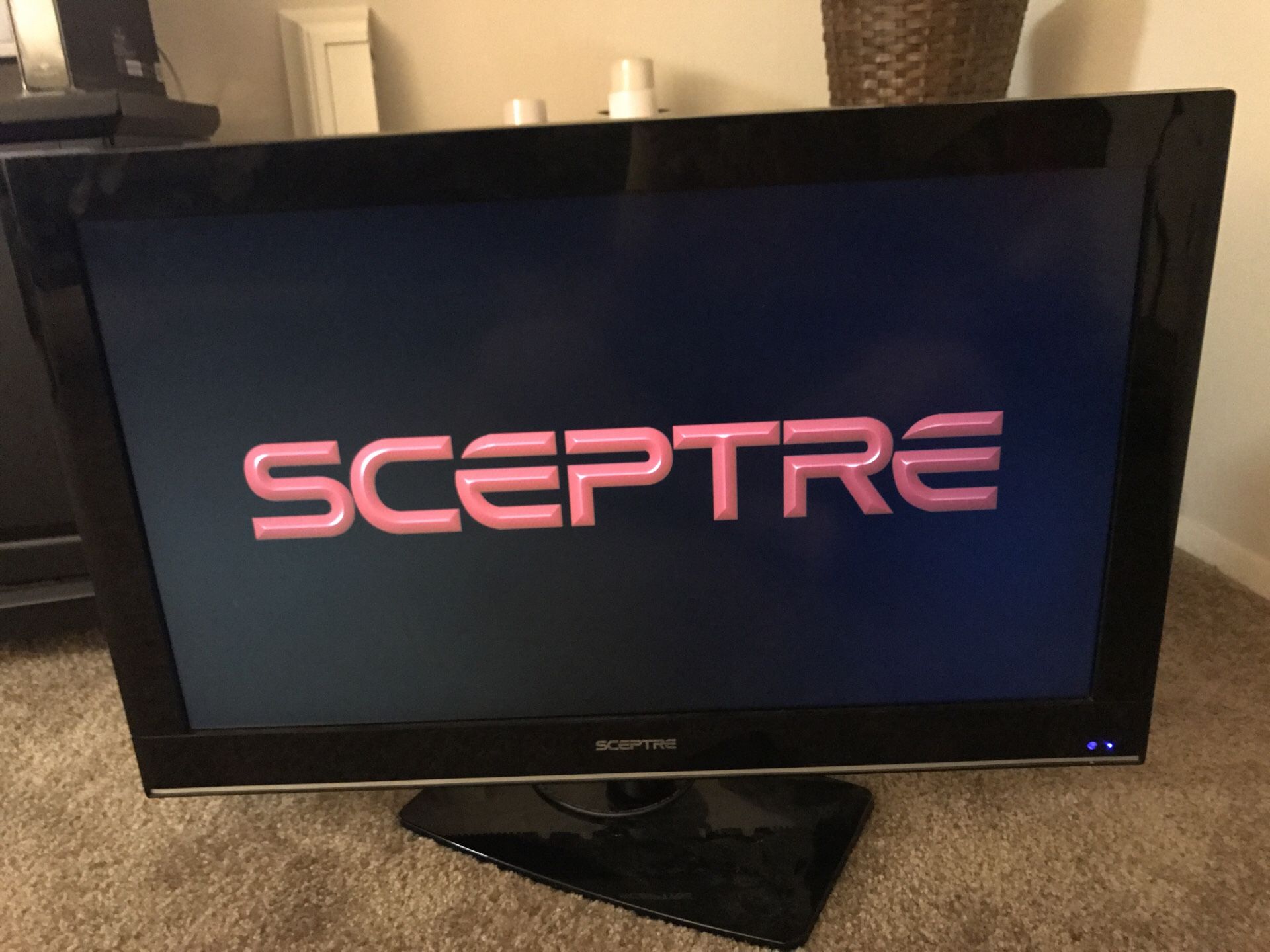 Scepter 32" tv