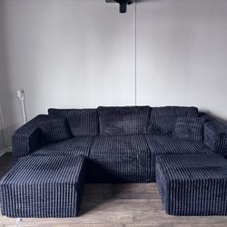 BRAND NEW BONELESS COUCH 
