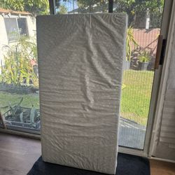 Dream On Me Honeycomb Orthopedic Firm Fiber Standard Baby Crib Mattress