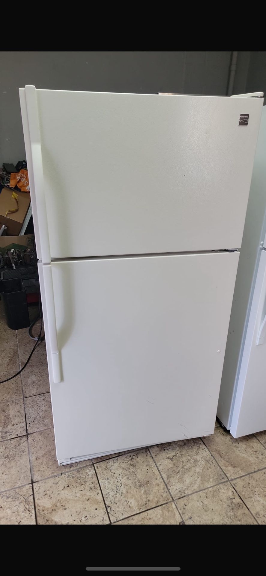 Kenmore 33” Top Freezer-Bottom Refrigerator.