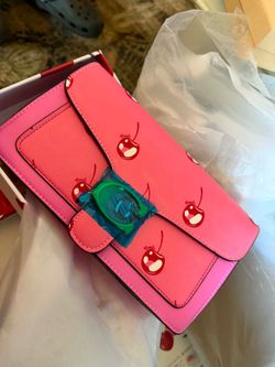 Cherry Coach