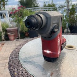  Milwaukee M18 FUEL 18V Lithium-Ion Brushless Cordless SDS-Plus 1-1/8 in. Rotary Hammer Drill (Tool-Only