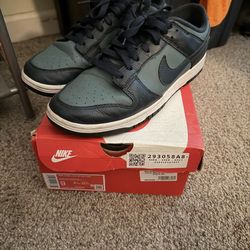Nike Low Dunks