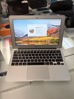 Apple MacBook Air 11-inch iOS 10.13.6 i5/4GB Ram/128GB