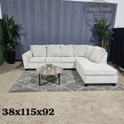 🛋️Comfy Cream Sectional Sofa w/ Pullout Bed (Delivery Available!! )