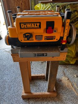 DeWalt 12” professional planer