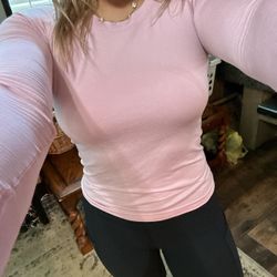 Lululemon Strawberry Milkshake/Long Sleeve Swiftly 