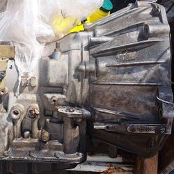 350Z 155K AUTO TRANSMISSION W/ OTHER PARTS 